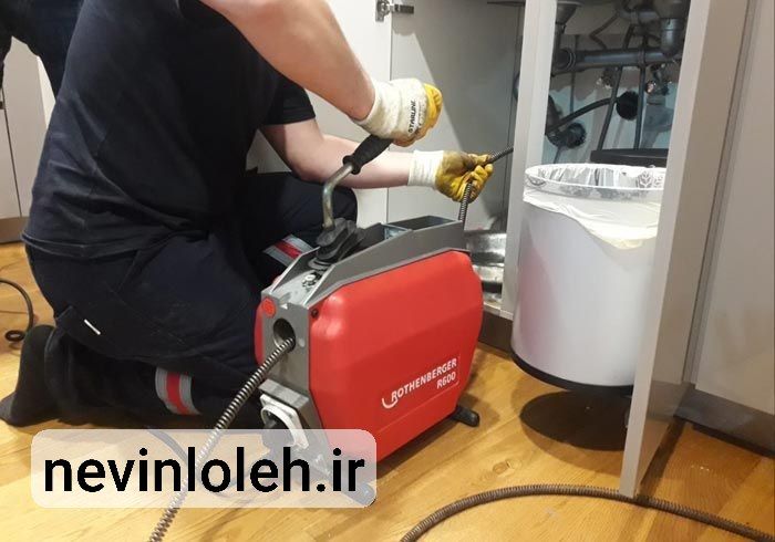 لوله بازکنی زنجان با استفاده از ابزارهای پیشرفته مشکل شما را حل می کنند.